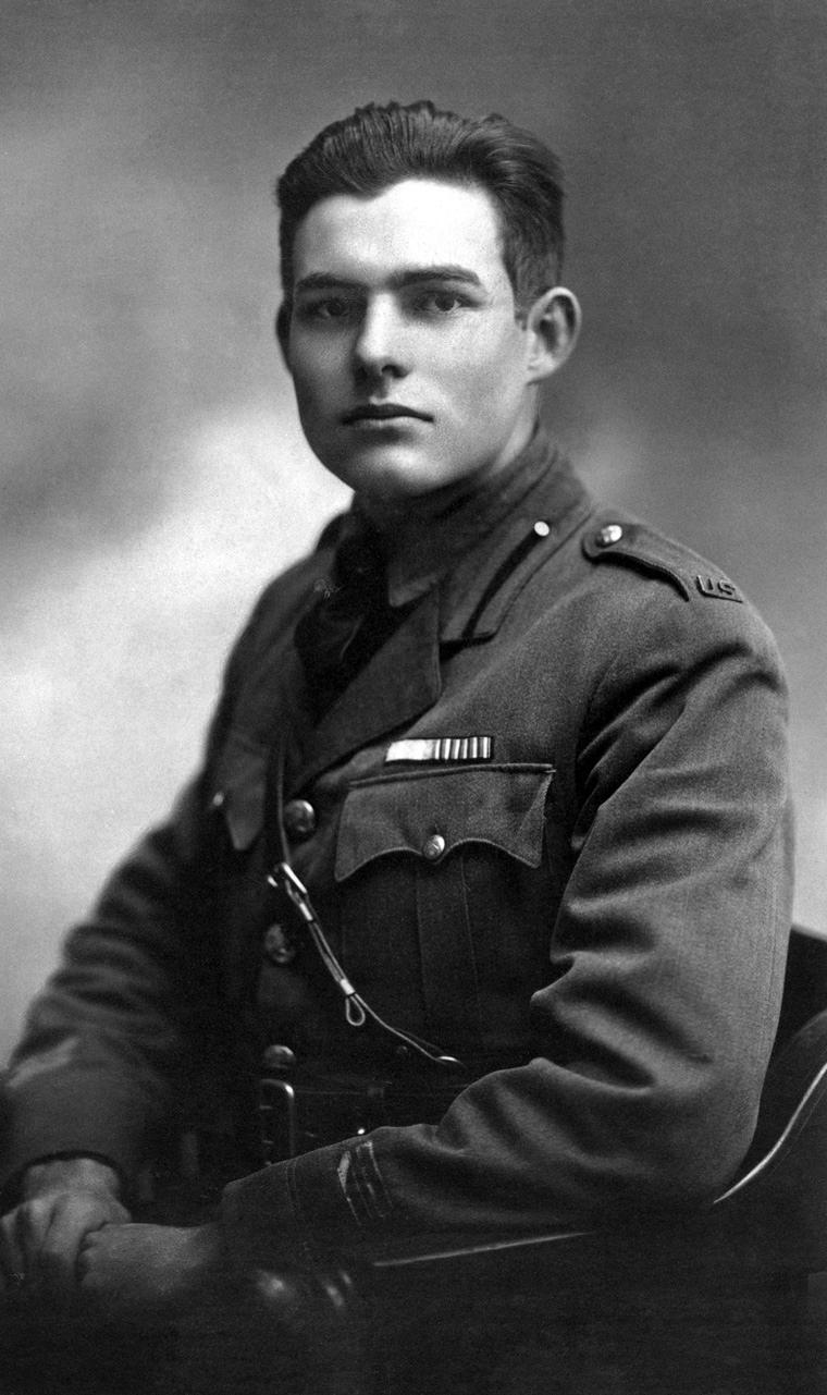 What job did ernest hemingway do in ww1